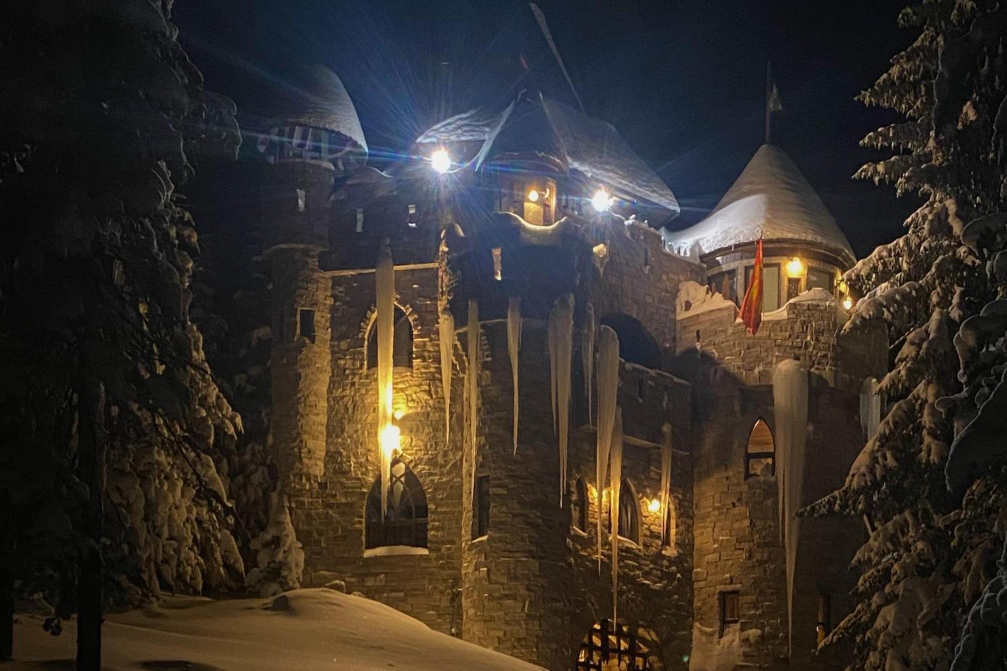 Schweitzer Castle Villa Sandpoint Exterior photo
